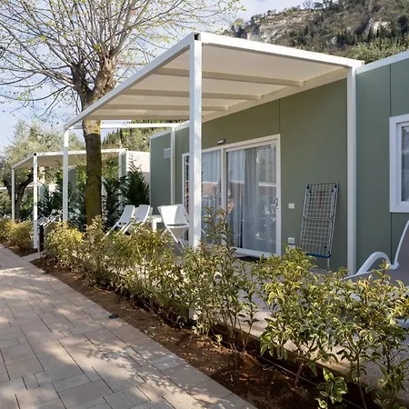 La Rocca Village Kemping 3*
