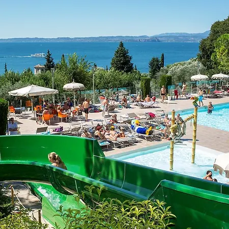 La Rocca Village Kemping 3*