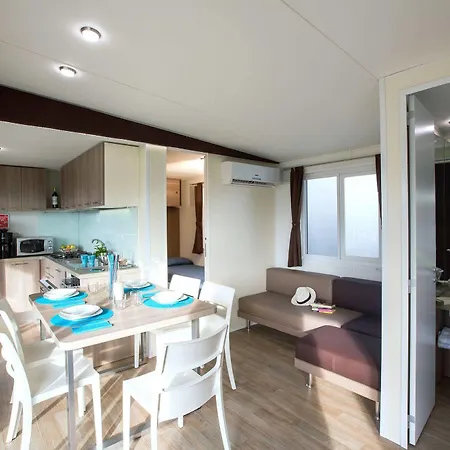 Kemping La Rocca Village 3*