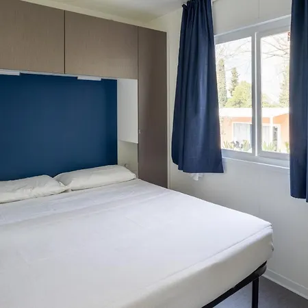 Campsite La Rocca Village Bardolino